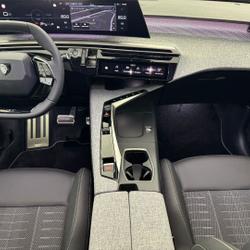 Peugeot 5008 1.2 Hybrid 145 GT e-DCS6 TOIT OUVRANT + 360&deg; Chanas