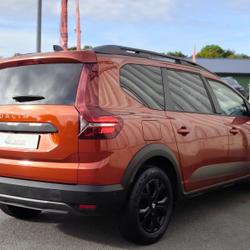 Dacia Jogger ✅️ R&eacute;vis&eacute; / Moteur a chaine de distribution/ 1&egrave;re main/ Garantie✅️ Montreuil-le-Gast