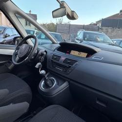 Citroen C4 Picasso Confort occasion - Essey-l&egrave;s-Nancy - photo 3/27