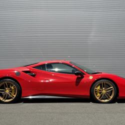 Ferrari 488 GTB 3.9 V8 670 CH / SUIVI EXCLUSIF FERRARI BEAUCOUP D'OPTIONS Pornichet