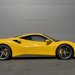 Ferrari 488 GTB 3.9 V8 670 CH SIEGES RACING PACK CARBONE /FRANCAISE SUIVI FERRARI GIALLO MODENA Pornichet
