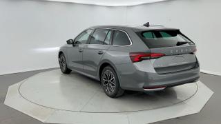 Skoda Octavia Combi  - photo 1