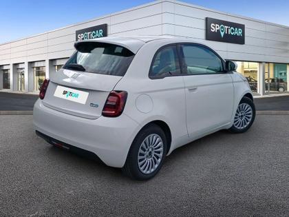 Fiat 500 - 500 e 118 ch Nouvelle 500 - 15 999 €