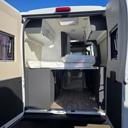 Fourgon Mc Louis CITROEN JUMPER 2.2 L 140 CV CITROENJUMPER 2.2L140CV La M&eacute;zi&egrave;re