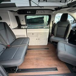 Fourgon Possl CITROEN SPACETOURER 2 L 145 CV CITROENSPACETOURER 2L145CV La M&eacute;zi&egrave;re