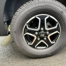 Fourgon Font Vendome FIAT DUCATO 140 CV 2200 CC La M&eacute;zi&egrave;re