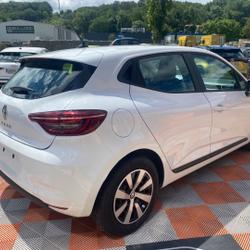 Renault Clio 5 V TCe 90 BV6 EQUILIBRE Sa&iuml;x