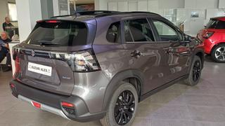Suzuki S Cross  - photo 3