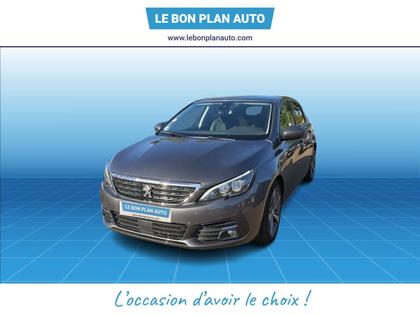 Peugeot 308 II Phase 2 - 1.5 BlueHDi 130ch S&S Allure - 10 790 €