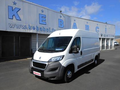 Peugeot Boxer - 333 L2H2 2.0 BLUEHDI 130 PREMIUM - 10 450 €
