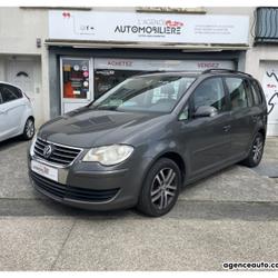 Volkswagen Touran 2.0 TDI 140 cv SPORTLINE - Attelage Distribution &agrave; jour Saint-Barth&eacute;lemy-d'Anjou