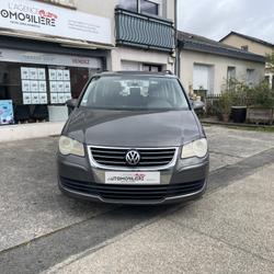 Volkswagen Touran 2.0 TDI 140 cv SPORTLINE - Attelage Distribution &agrave; jour Saint-Barth&eacute;lemy-d'Anjou