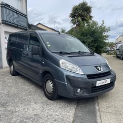 Peugeot Expert 2.0 HDi Fourgon long 120 cv - Cam&eacute;ra de recul - 2 Places Saint-Barth&eacute;lemy-d'Anjou