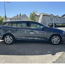 Renault Megane 4 IV Estate 1.5 dCi 95 cv Business - Suivi Renault Saint-Barth&eacute;lemy-d'Anjou