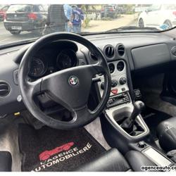 Alfa Romeo GTV 2.0i 150cv Twin Spark - Suivi complet Saint-Barth&eacute;lemy-d'Anjou