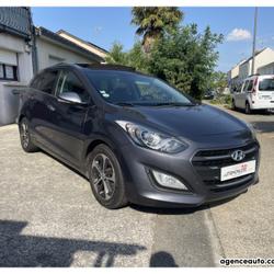 Hyundai i30 II SW 1.6 CRDi 110 cv DCT-7 Creative - Boite auto - Toit ouvrant Saint-Barth&eacute;lemy-d'Anjou