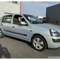 Renault Clio 2 II 1.2L 16V 75CH PACK Pont-Saint-Martin