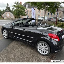 Peugeot 207 CC 1.6 THP 156 CH FELINE Saint-P&egrave;re-Marc-en-Poulet