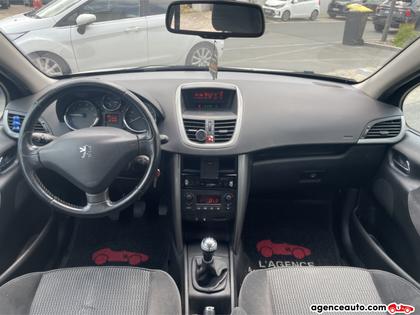Peugeot 207 - 1.6 Vti 120cv Prenium Pack - Distribution a chaine - 3 990 €