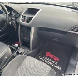 Peugeot 207 1.6 Vti 120cv Prenium Pack - Distribution a chaine Saint-Barth&eacute;lemy-d'Anjou