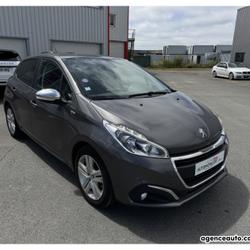 Peugeot 208 II 1.2 82 ch Style | GARANTIE 12 MOIS Pont-Saint-Martin