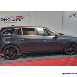 Volvo V60 R-DESIGN D4D 181 GEARTRONIC Saint-P&egrave;re-Marc-en-Poulet