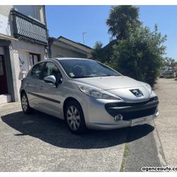 Peugeot 207 1.6e  120 cv Premium Pack Boite Auto - Distribution &agrave; chaine Saint-Barth&eacute;lemy-d'Anjou