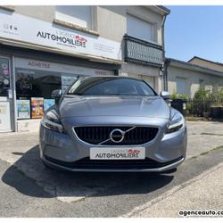 Volvo V40 T2 122 ch Momentum business - Carnet d'entretien tamponn&eacute; Saint-Barth&eacute;lemy-d'Anjou