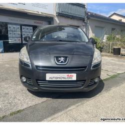 Peugeot 5008 1.6 HDi 112 cv - Boite auto - 7 places Saint-Barth&eacute;lemy-d'Anjou