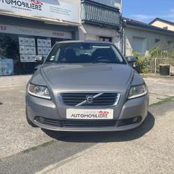 Volvo S40 II 2.0 D 136 cv - Momentum Saint-Barth&eacute;lemy-d'Anjou
