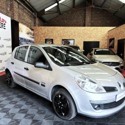 Renault Clio 3 PHASE 3 - 1.2 16V - 75 CH COMMUNITY Dunkerque
