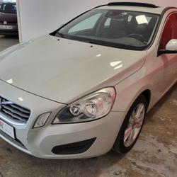 Volvo V60 VOLVO V60 D4 2.0 163 BVA MOMENTUM + TOIT OUVRANT Chambray-l&egrave;s-Tours