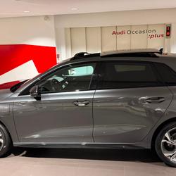 Audi A3 Sportback A3 Sportback TFSI e Hybride rechargeable 204 S tronic 6 S line Paris 17e Arrondissement