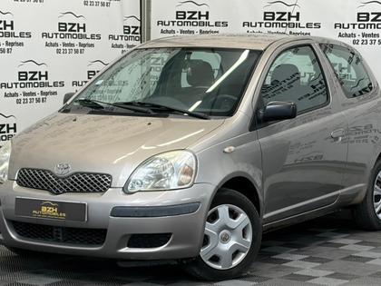 Toyota Yaris - 65 VVT-I LINA A TERRA GARANTIE 12 MOIS - 4 480 €