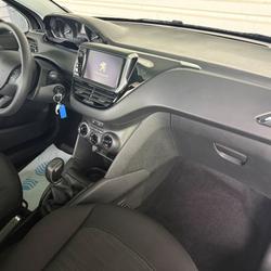 Peugeot 208 societe BlueHDi 100 S&S PREMIUM PACK Saint-Fulgent