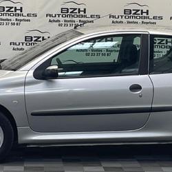 Peugeot 206 1.6 16V XT PREMIUM 3P Vern-sur-Seiche