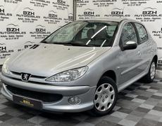 Peugeot 206 - 1.4 HDI URBAN CLIM GARANTIE 12 MOIS - 5 490 €