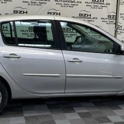 Renault Clio 3 1.2 16V 75CH EXPRESSION CLIM 5P GARANTIE 12 MOIS Vern-sur-Seiche