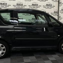 Peugeot 1007 1.6 16V DOLCE 2-TRONIC GARANTIE 12 MOIS Vern-sur-Seiche