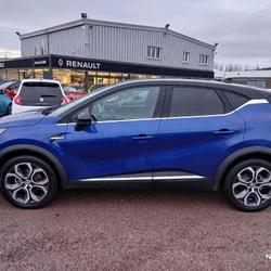 Renault Captur Captur E-Tech full hybrid 145 Techno fast track Pont-l'&Eacute;v&ecirc;que