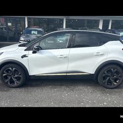 Renault Captur Captur E-Tech full hybrid 145 Engineered Pont-l'&Eacute;v&ecirc;que