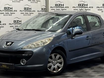 Peugeot 207 - 1.4 HDI70 URBAN 5P CLIM GARANTIE 12 MOIS - 6 990 €