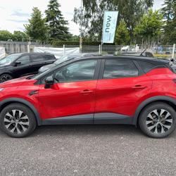 Renault Captur Captur E-Tech full hybrid 145 Evolution Plo&euml;rmel