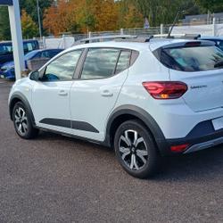 Dacia Sandero TCe 90 - 22 Stepway Confort occasion - Plo&euml;rmel - photo 3/36