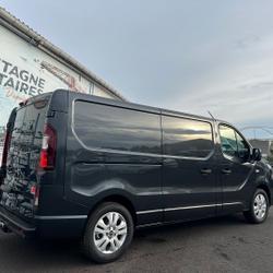 Nissan Primastar NEUF: GRIS COMETE L2H1 3T1 2.0 DCI 170CH TEKNA BVA9 + OPTIONS 2460 &euro; Carquefou