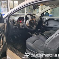 Alfa Romeo Mito 1.4 MPI 80 DISTINCTIVE Argentr&eacute;