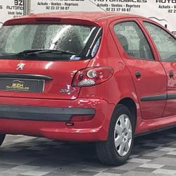 Peugeot 206+ 1.1 URBAN 5P GARANTIE 12 MOIS occasion - Vern-sur-Seiche - photo 2/8