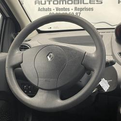 Renault Twingo 2 1.2 LEV 16V 75CH AUTHENTIQUE GARANTIE 12 MOIS occasion - Vern-sur-Seiche - photo 3/8