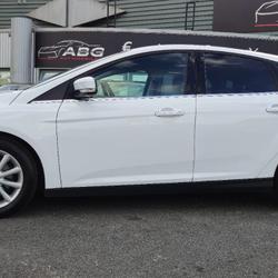 Ford Focus 1.5 TDCi 120 S&S Titanium occasion - Les Garennes sur Loire - photo 2/14