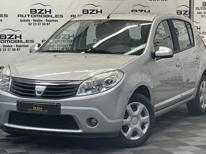 Dacia Sandero - 1.4 MPI 75CH LAUREATE GARANTIE 12 MOIS - 5 990 €